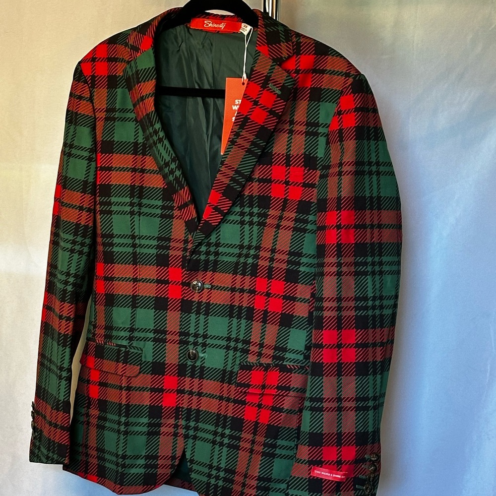 Stylish Plaid Sport Coat in Red and Green